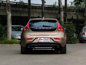 2015款沃尔沃V40最高直降2万 郑州现车