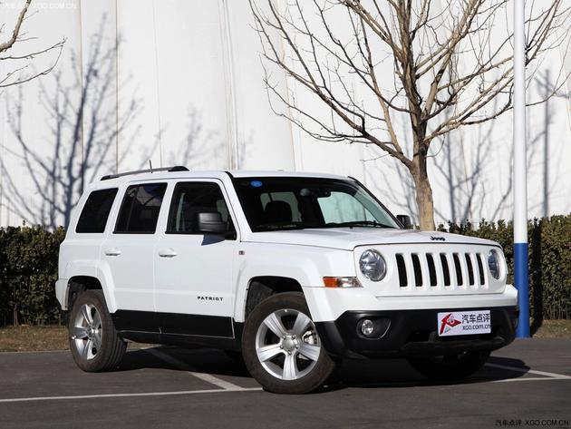 Jeep���ɿͲ����ֳ����� ����2.5�����