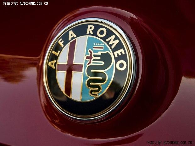 阿尔法罗密欧 ALFA 4C 2014款 US-Version