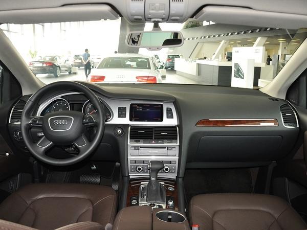 �µ�(����) 35 TFSI quattro �п�̨����