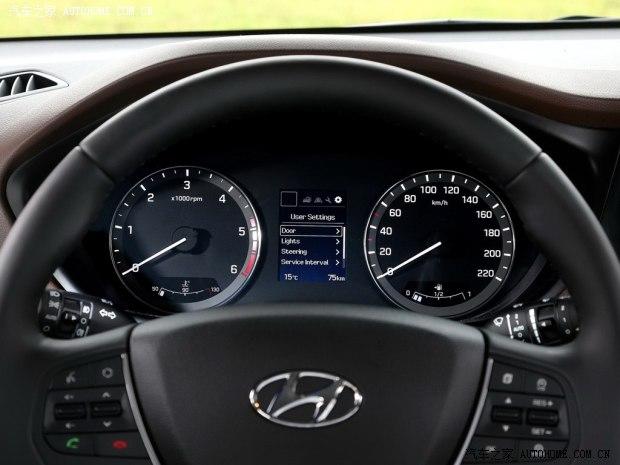 �ִ�(����) �ִ�i20 2015�� ������