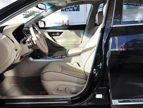 �����ղ� ���� 2.5L XV ��ʻϯ��������ͼ