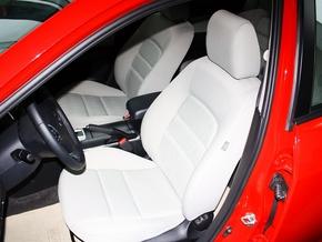 һ�����Դ� 2.0L �Զ� ��ʻϯ����ǰ45����ͼ