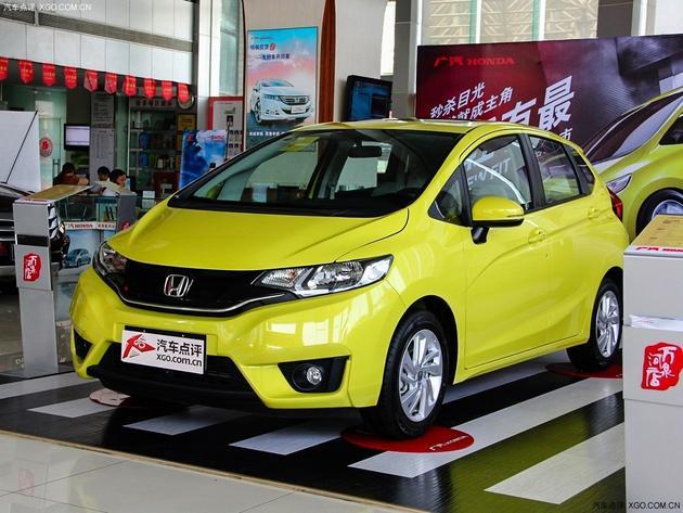 �����·ɶ��׸�2.2�� ������3000Ԫ����