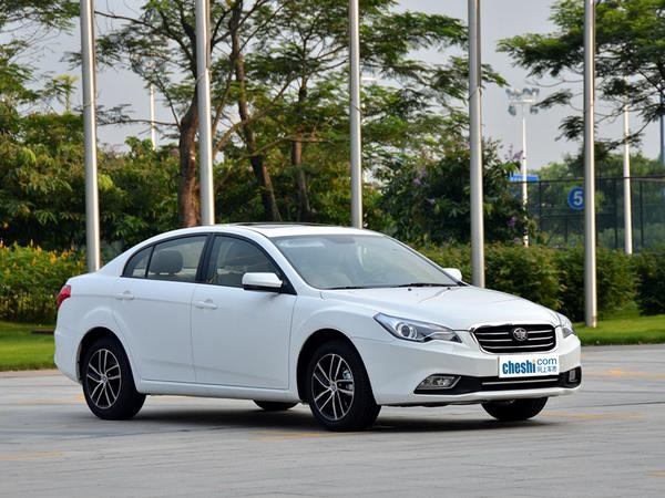 一汽奔腾 1.6l 手动 车辆右侧45度角