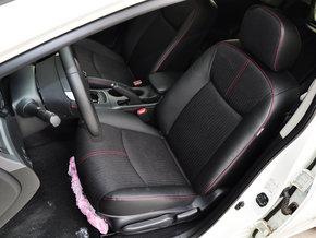 东风日产 1.6T M-CVT 驾驶席座椅前45度视图