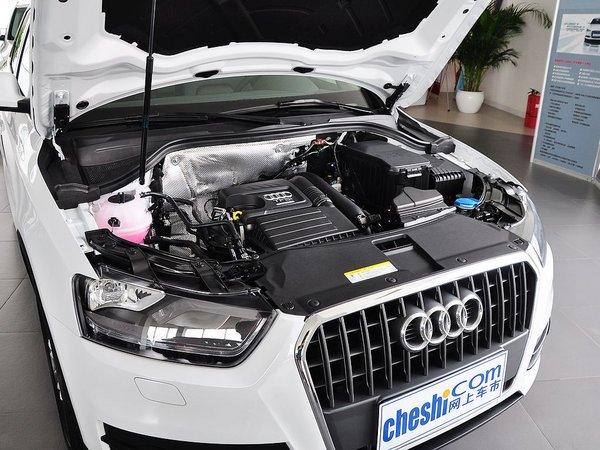 一汽奥迪 30 TFSI 发动机主体特写