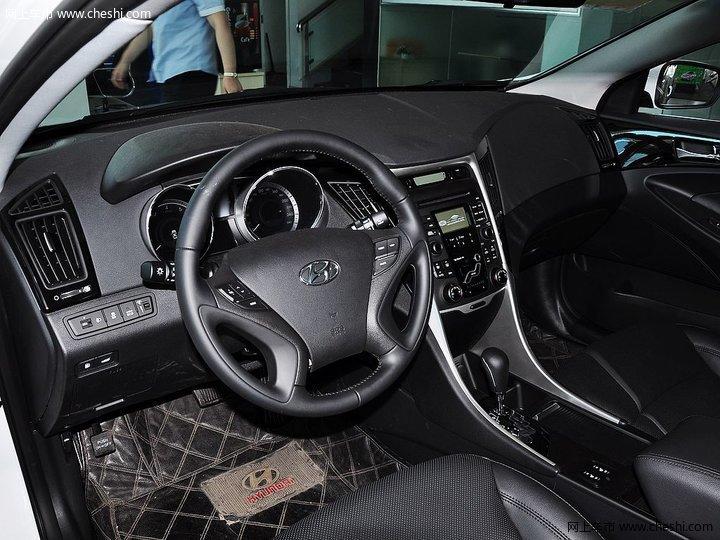 第八代索纳塔中控方向盘图