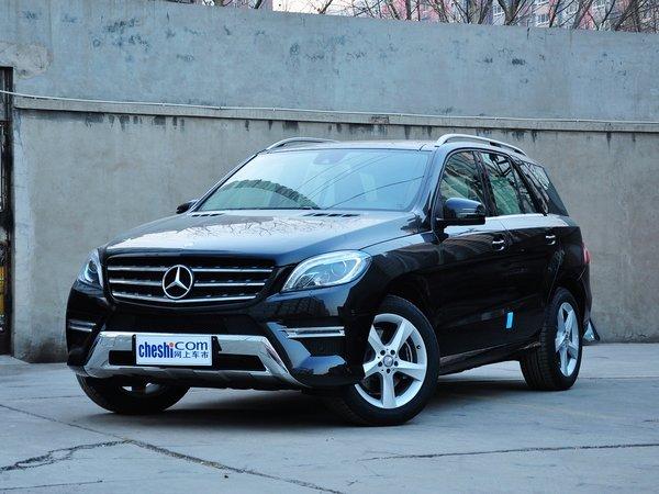 奔驰(进口) ML400 车辆左前45度视角