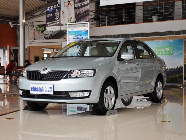 斯柯达 1.6L 手动 车辆左前45度视角