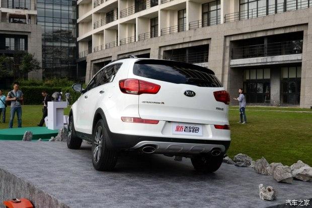 �����ô����� ���� 2015�� 2.4L �Զ�������Premium