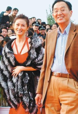 作家张贤亮去世 90年代曾"下海"办影视娱乐城(图)