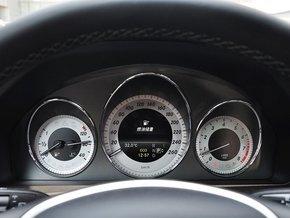 �������� GLK260 2.0T �Զ� �����̺��Ǳ���