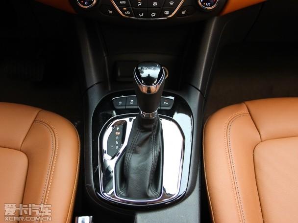 �Ϻ�ͨ��ѩ����2015���³������