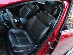 ������� 2.0L �Զ� ��ʻϯ����ǰ45����ͼ