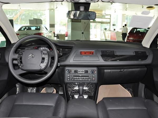 ����ѩ���� 2.3L �Զ� �п�̨����