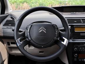 ����ѩ���� VTS�� 1.6L �Զ� ����������