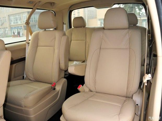 华晨金杯 阁瑞斯 2015款 2.7L基本型