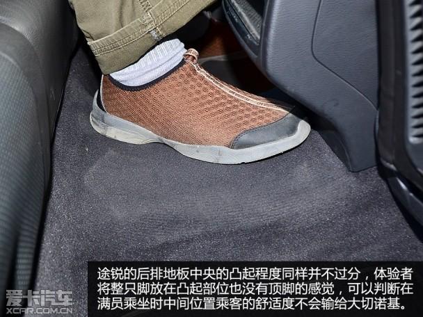 Jeep大切诺基对比大众途锐