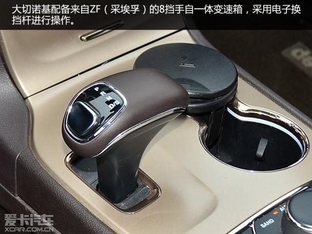 Jeep大切诺基对比大众途锐