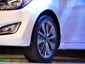 北京现代 朗动 2012款 1.8L 自动尊贵型