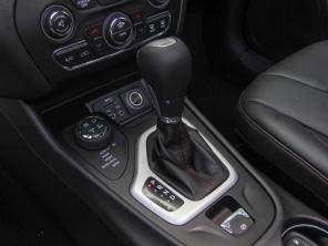 Jeep2014款自由光