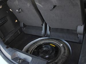 无锡进口福特探险者降1.2万元 现车在售