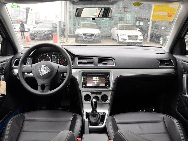 �Ϻ����� 1.6L �Զ� �п�̨����