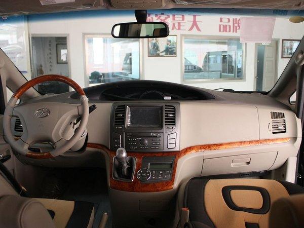 �������� 2.0T �ֶ� �п�̨����