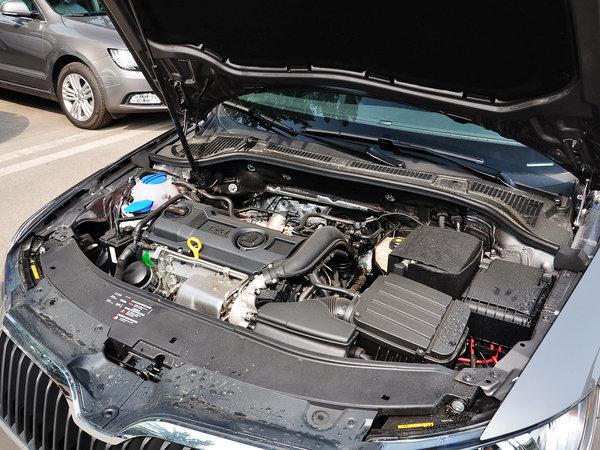 斯柯达 1.4T DSG 发动机主体特写