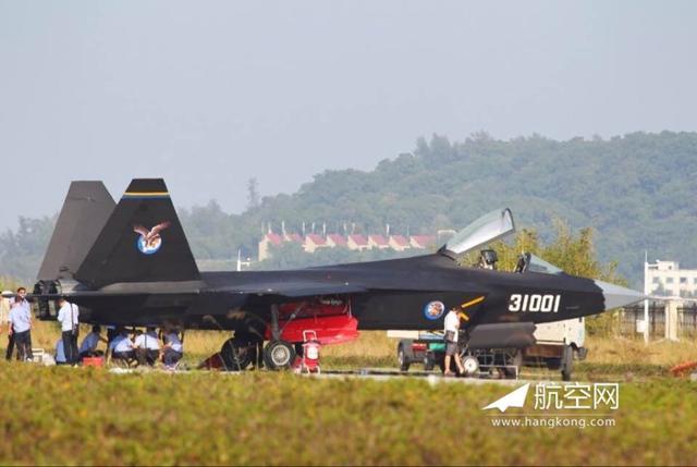 �������Ƿɻ�����麣 �����Զ׵��غ���