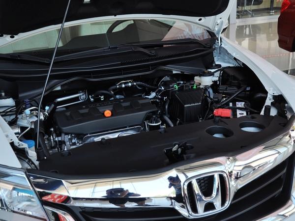 广汽本田 1.8L 自动 发动机主体特写