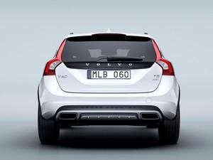 沃尔沃(进口) 沃尔沃V60 2015款 Cross Country 2.0T T5 AWD