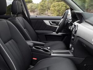 奔驰GLK级最高优惠3万元店内有少量现车