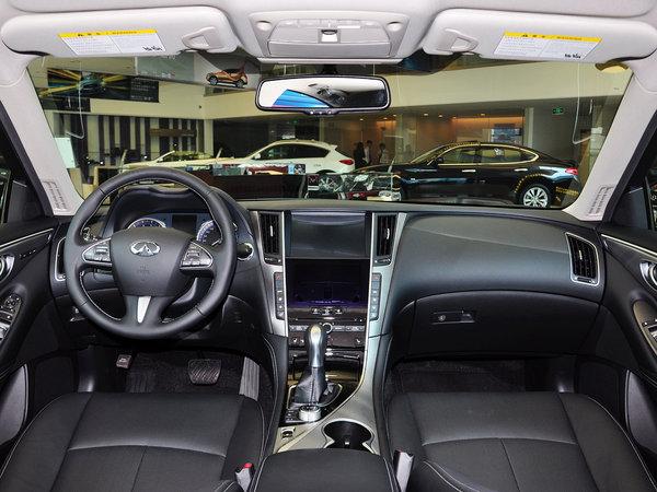 Ӣ����� 3.7L �п�̨����