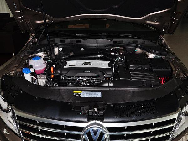 一汽-大众 1.8TSI 发动机局部特写