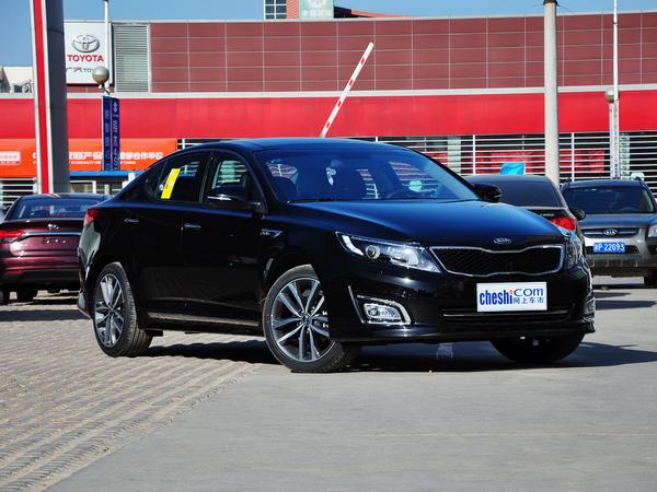 东风悦达起亚 2.0T AT 车辆右侧45度角