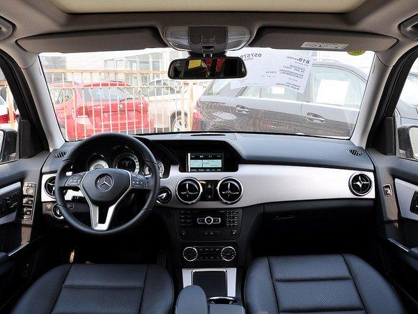 北京奔驰 GLK300 3.0L 自动 中控台整体