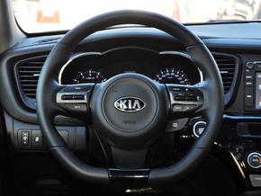 �����ô����� 2.0T AT ����������