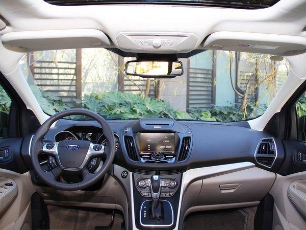 长安福特 2.0T 自动 中控台整体