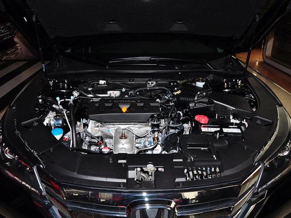 �������� 2.0L LX CVT �������ֲ���д