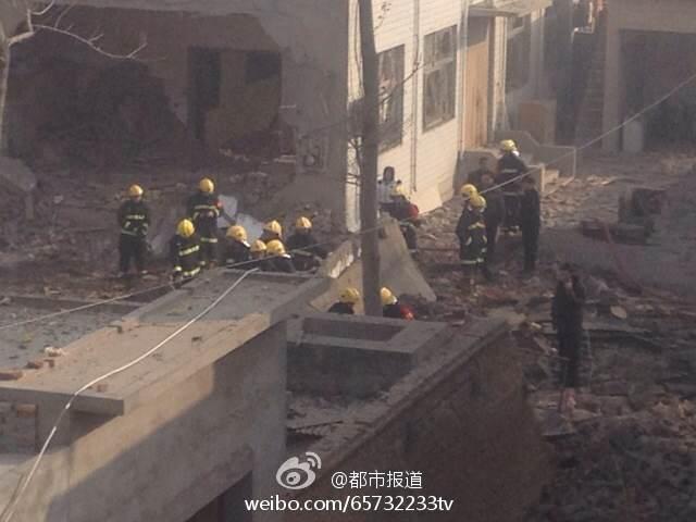 ���ϰ���һ��������������ը ����6�˱���ͼ��