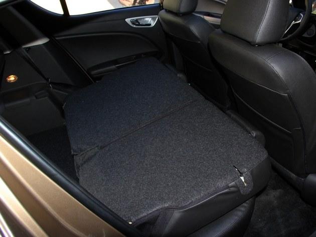 ����ʵ�� �Ŀ�Ʒ�ʹ�Ӳ����С��SUV�Ƽ�