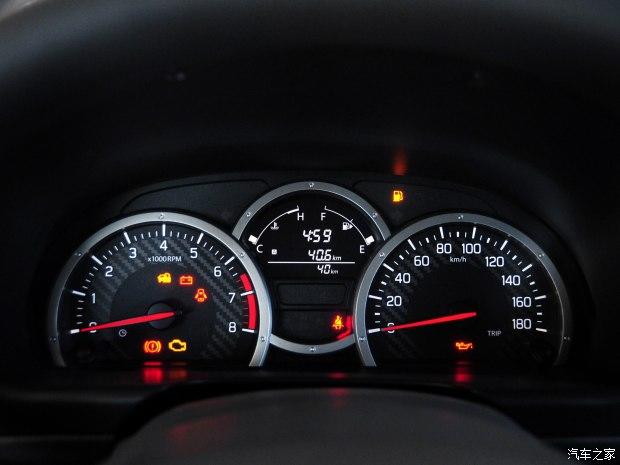 铃木(进口) 吉姆尼 2015款 1.3 MT JLX