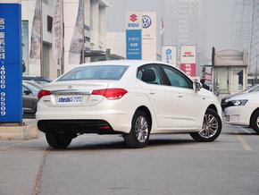 东风雪铁龙 1.8L 手动 车辆右侧尾部视角