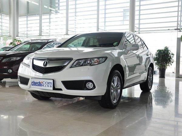 讴歌 3.0L 自动 车辆左前45度视角