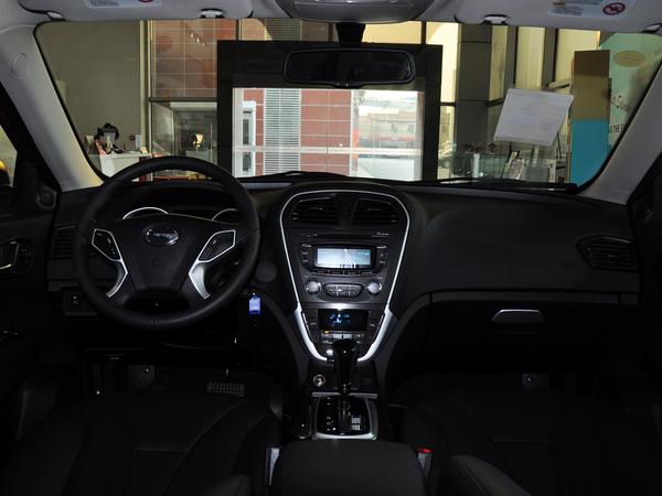 �������� 1.8T �Զ� �п�̨����