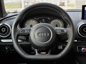 奥迪(进口)2015款奥迪S3三厢