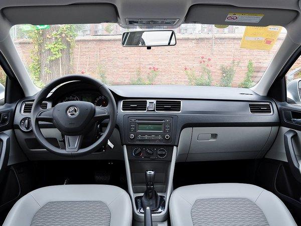 ˹�´� 1.6L �Զ� �п�̨����