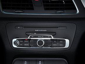 һ���µ� 30 TFSI �п�̨������д